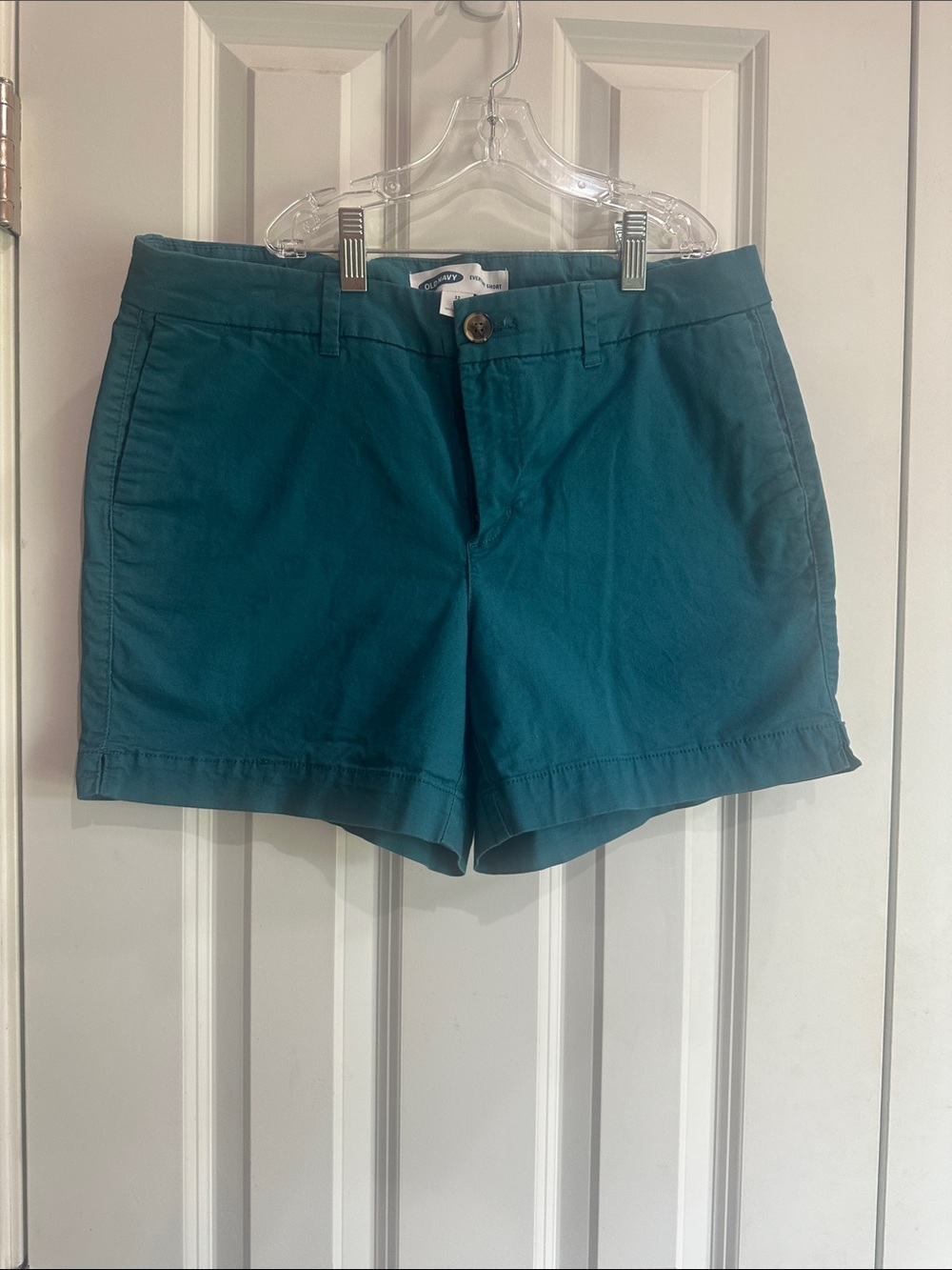 NWOT Old Navy Teal Chino Shorts size 12